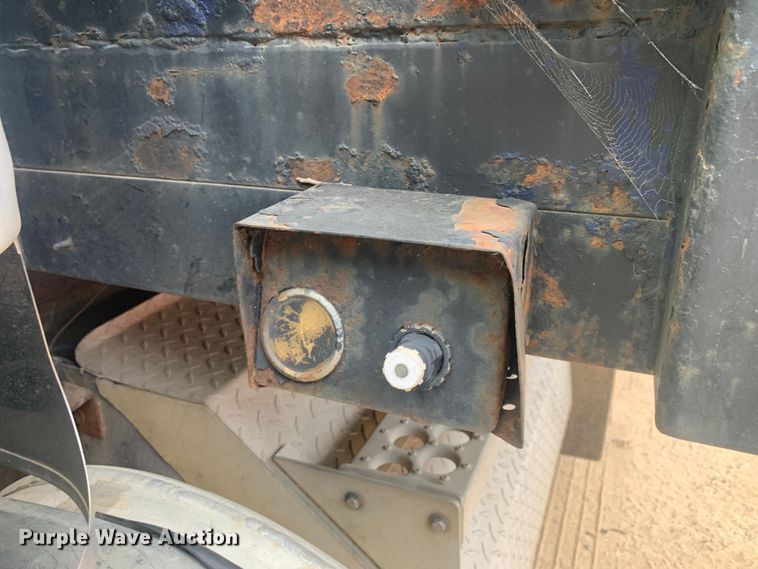 image for item DM7919 1991 Western Star 4900 grapple crane truck