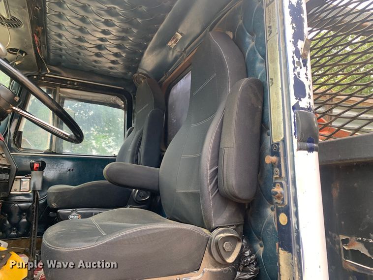 image for item DM7919 1991 Western Star 4900 grapple crane truck