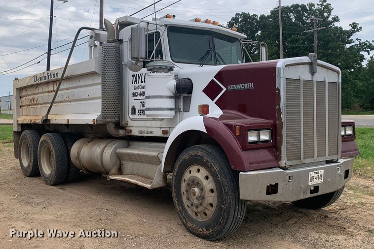 image for item DM7921 1985 Kenworth W900 dump truck