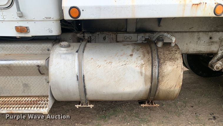 image for item DM7921 1985 Kenworth W900 dump truck