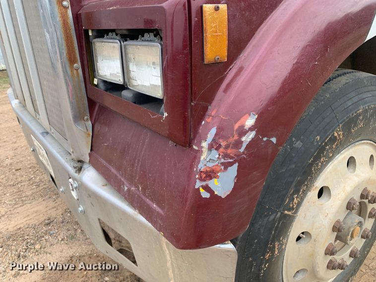 image for item DM7921 1985 Kenworth W900 dump truck