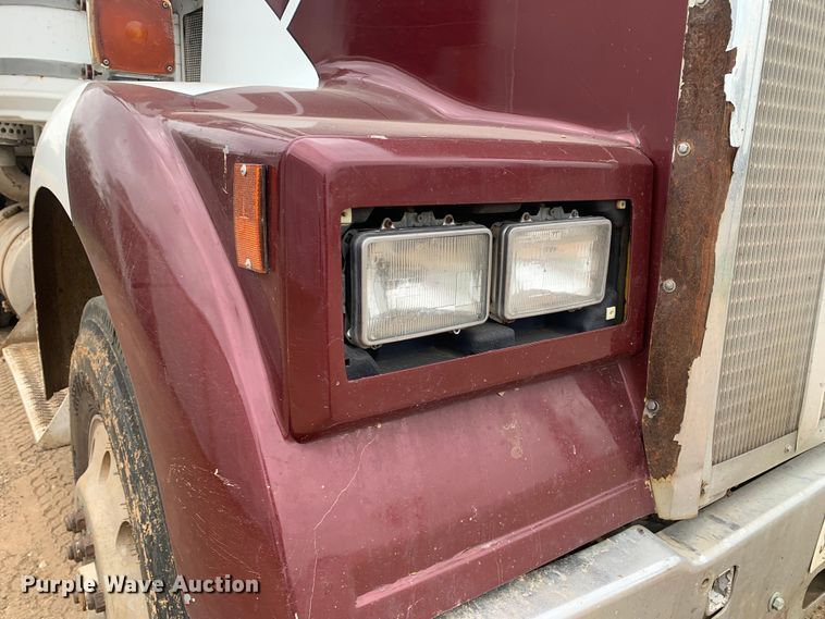 image for item DM7921 1985 Kenworth W900 dump truck