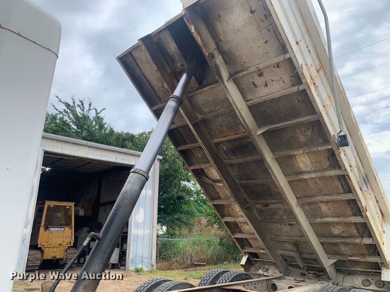 image for item DM7921 1985 Kenworth W900 dump truck