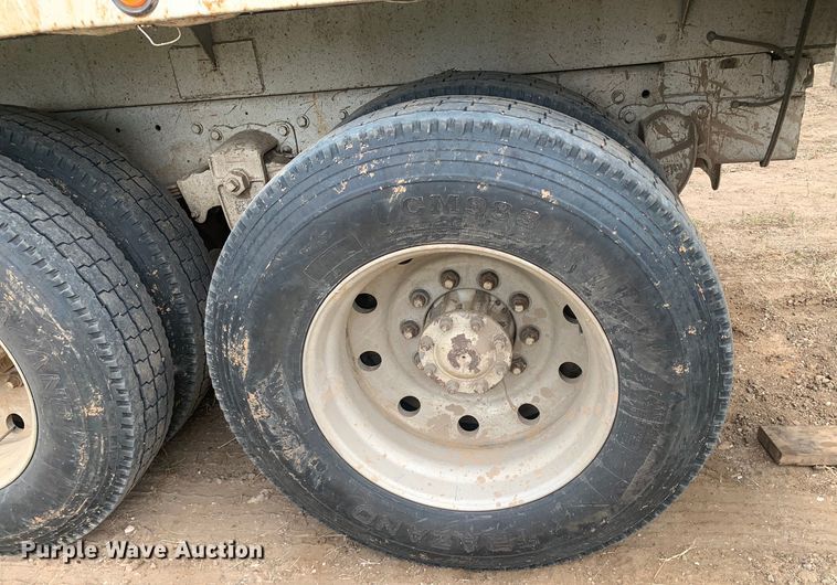 image for item DM7921 1985 Kenworth W900 dump truck