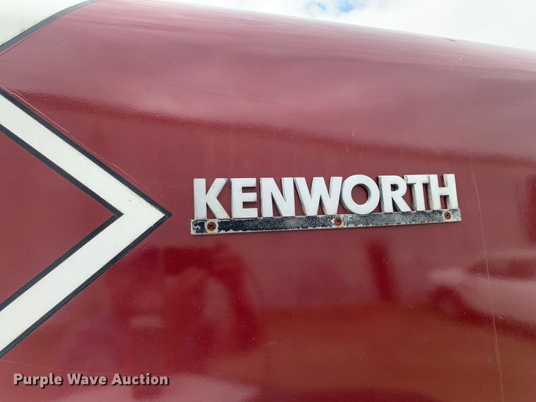 image for item DM7921 1985 Kenworth W900 dump truck