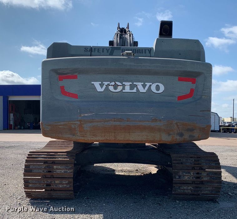 image for item DM7927 2015 Volvo EC380EL excavator