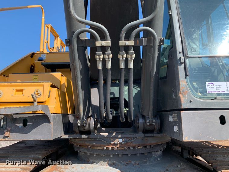 image for item DM7927 2015 Volvo EC380EL excavator