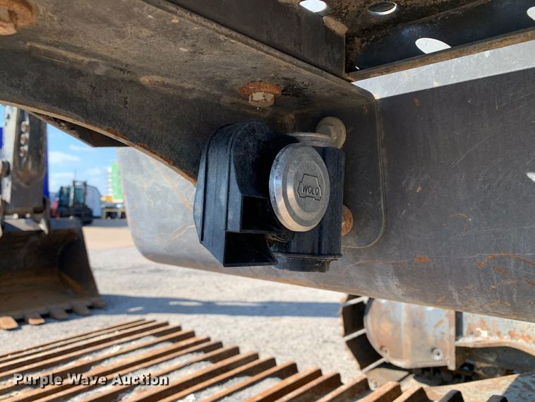 image for item DM7927 2015 Volvo EC380EL excavator