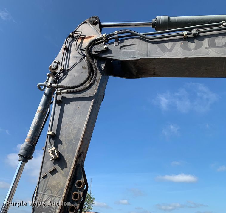 image for item DM7927 2015 Volvo EC380EL excavator