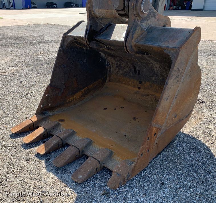 image for item DM7927 2015 Volvo EC380EL excavator