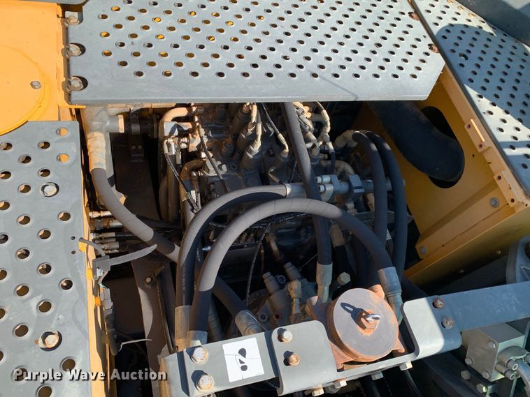 image for item DM7927 2015 Volvo EC380EL excavator