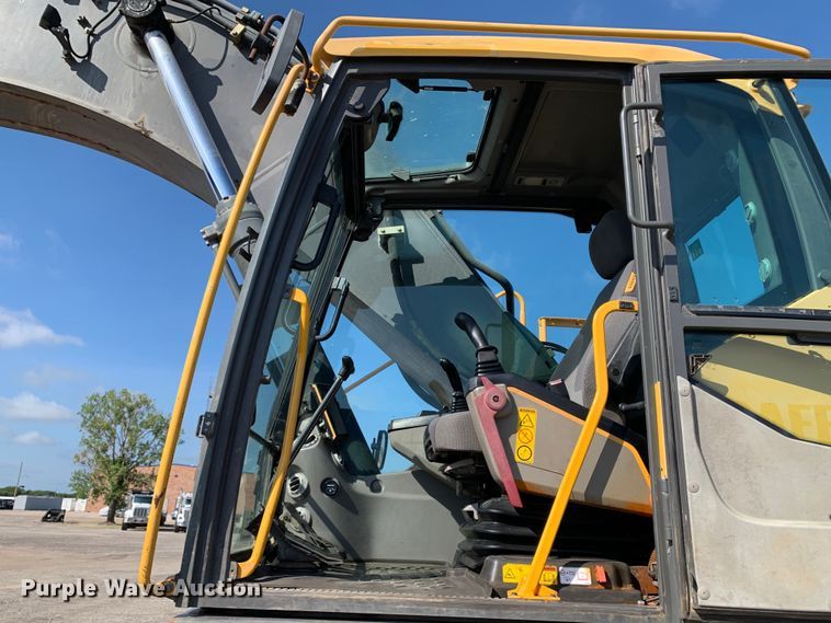 image for item DM7927 2015 Volvo EC380EL excavator