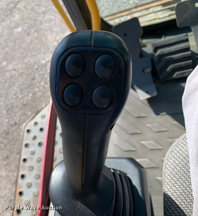 image for item DM7927 2015 Volvo EC380EL excavator