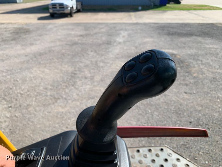 image for item DM7927 2015 Volvo EC380EL excavator