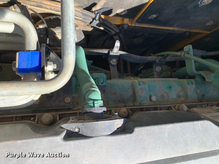 image for item DM7927 2015 Volvo EC380EL excavator