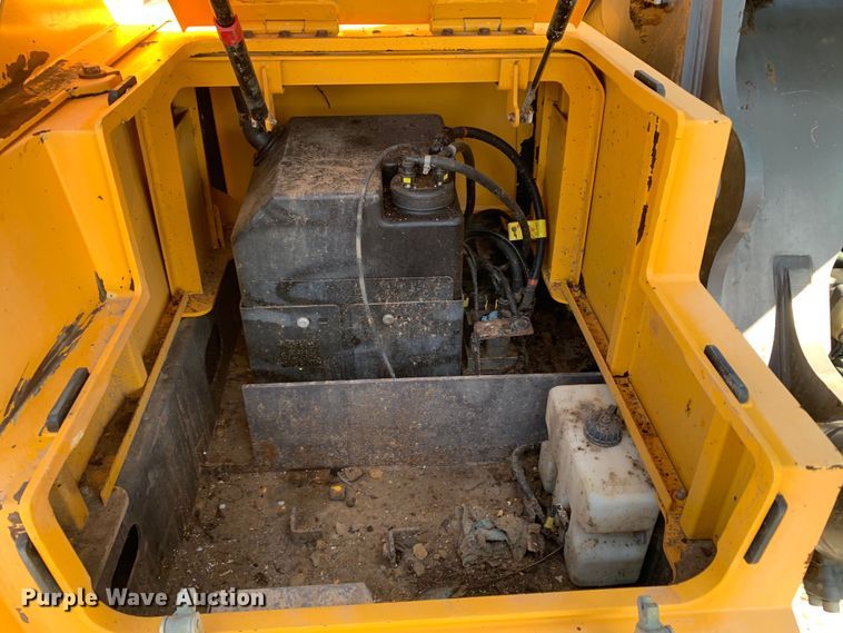 image for item DM7927 2015 Volvo EC380EL excavator