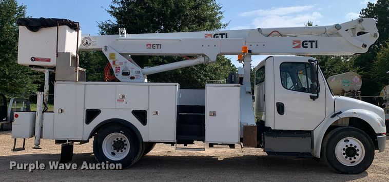 image for item DM7929 2015 Freightliner Business Class M2 bucket truck
