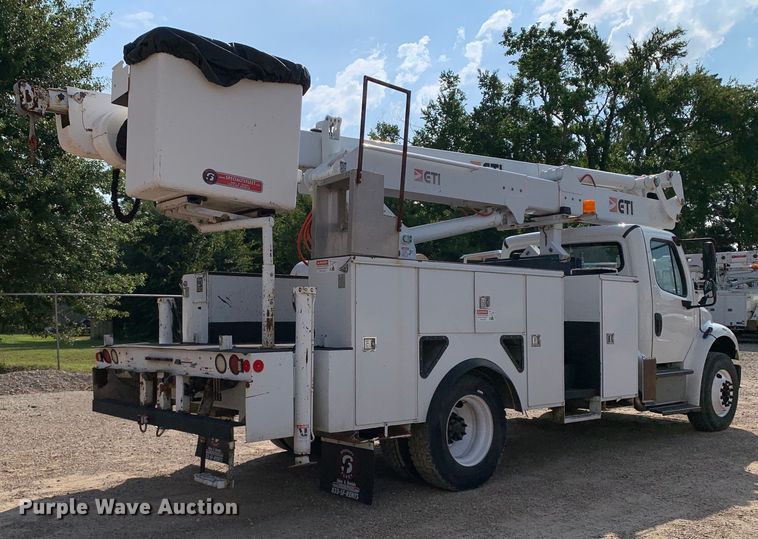 image for item DM7929 2015 Freightliner Business Class M2 bucket truck
