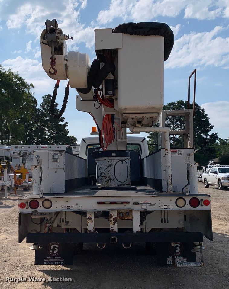 image for item DM7929 2015 Freightliner Business Class M2 bucket truck