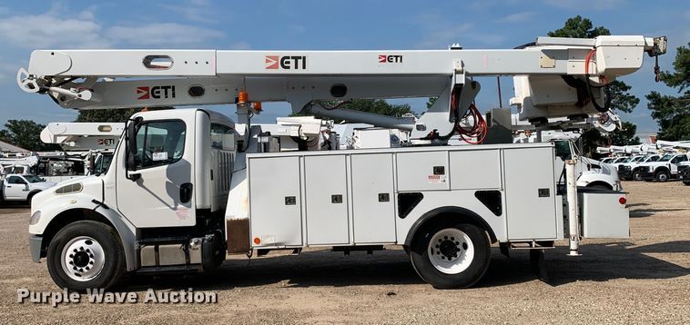 image for item DM7929 2015 Freightliner Business Class M2 bucket truck