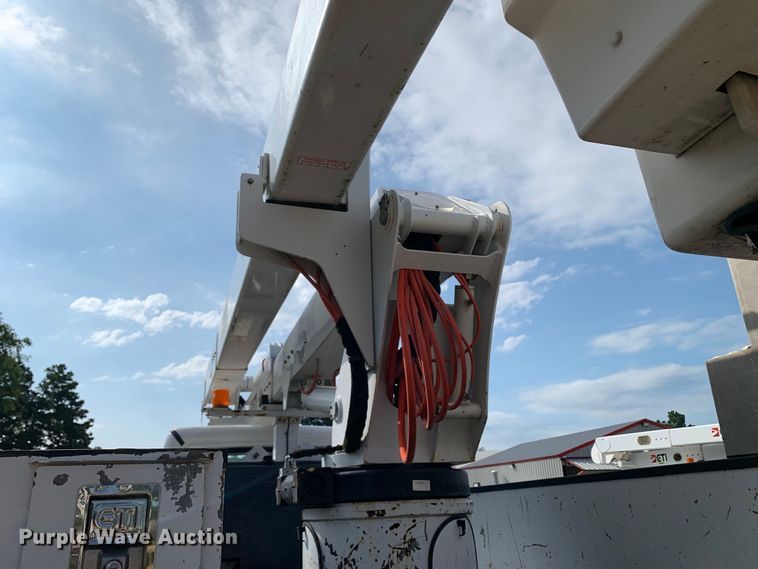 image for item DM7929 2015 Freightliner Business Class M2 bucket truck