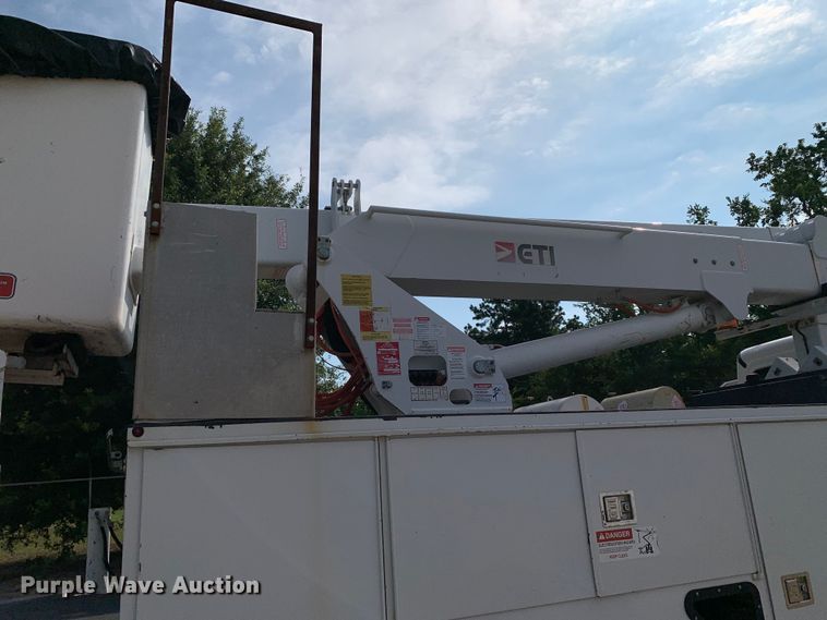 image for item DM7929 2015 Freightliner Business Class M2 bucket truck