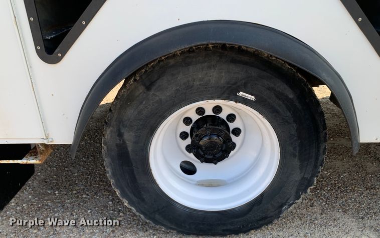 image for item DM7929 2015 Freightliner Business Class M2 bucket truck