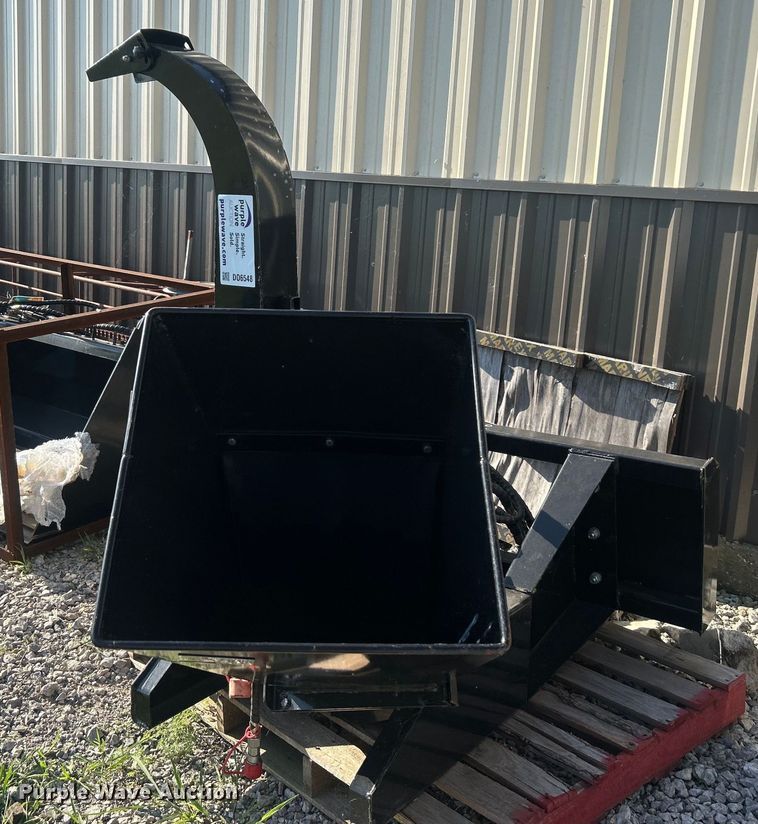 image for item DO6548 Agrotk  SSBX42 skid steer wood chipper