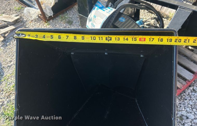 image for item DO6548 Agrotk  SSBX42 skid steer wood chipper