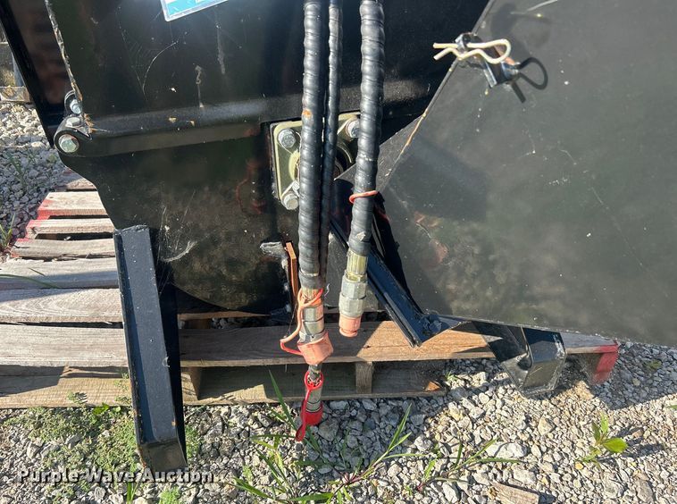 image for item DO6548 Agrotk  SSBX42 skid steer wood chipper