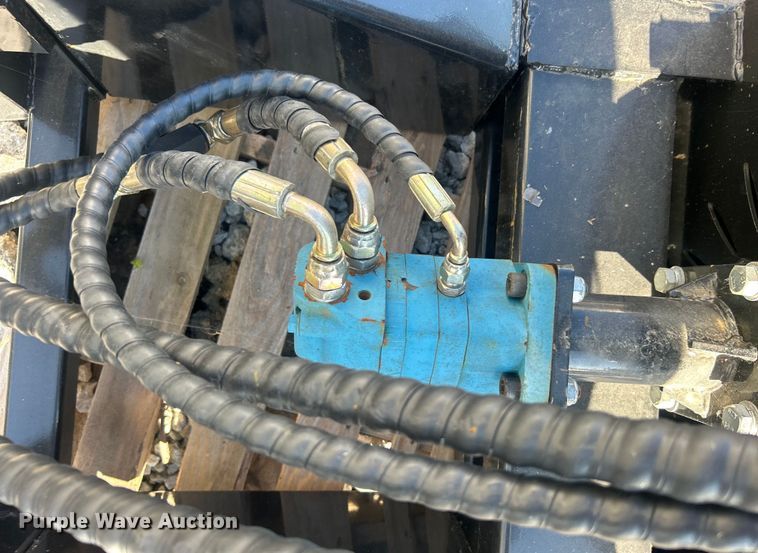 image for item DO6548 Agrotk  SSBX42 skid steer wood chipper