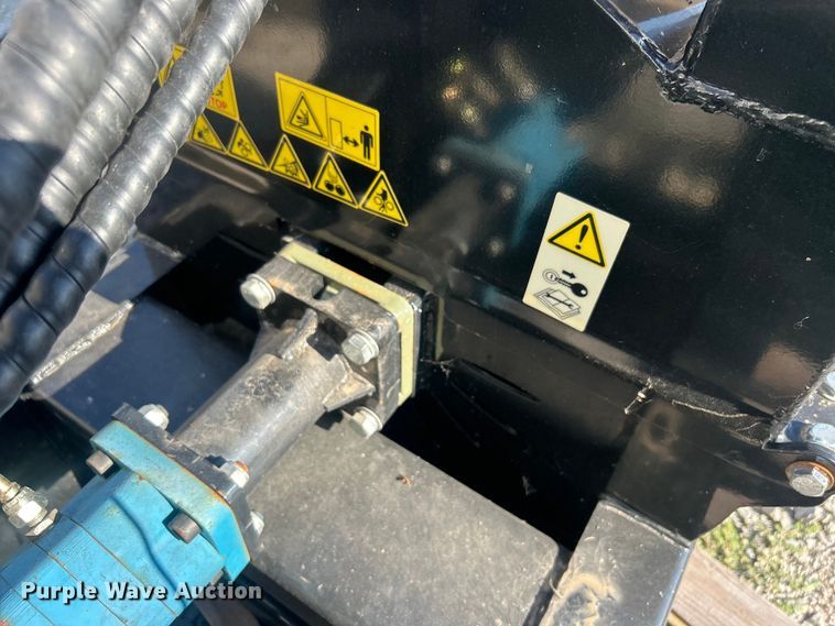 image for item DO6548 Agrotk  SSBX42 skid steer wood chipper