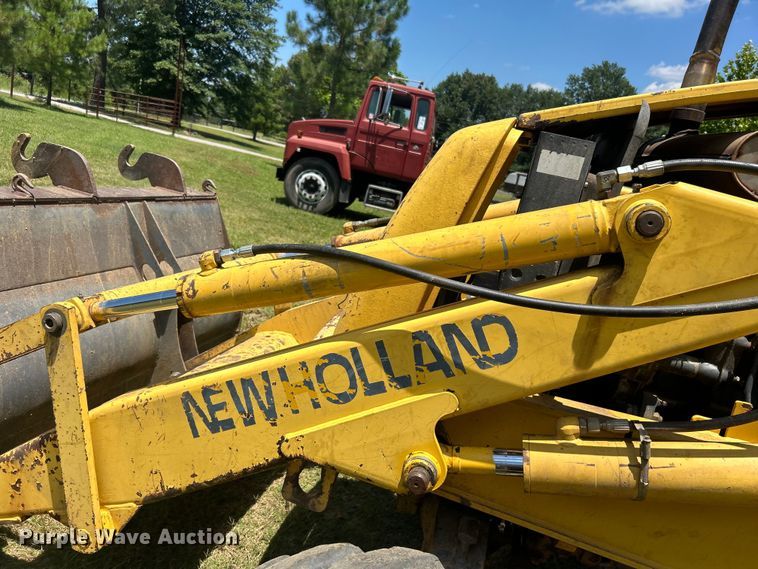image for item DO6554 2001 New Holland LB75.B backhoe
