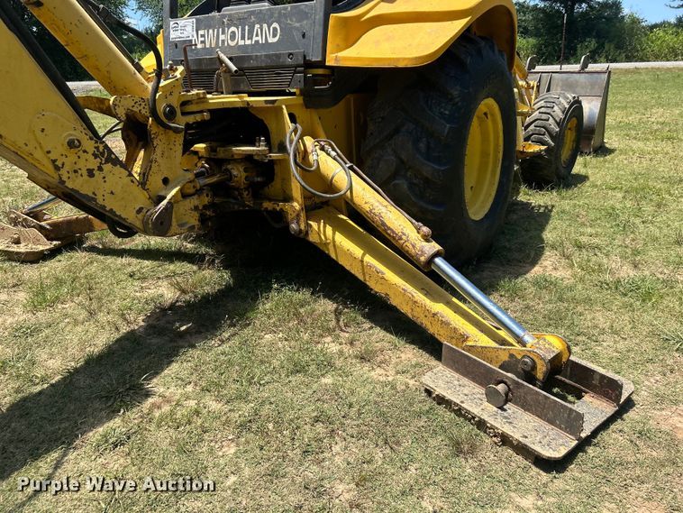 image for item DO6554 2001 New Holland LB75.B backhoe