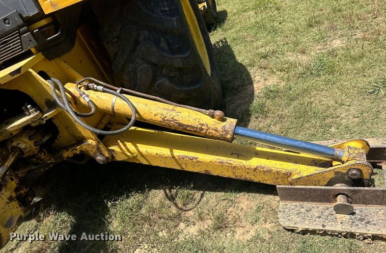 image for item DO6554 2001 New Holland LB75.B backhoe