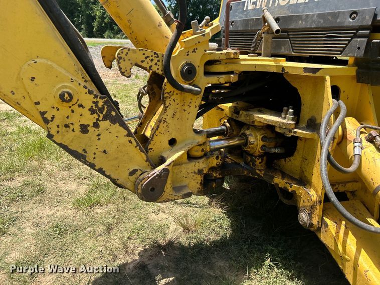 image for item DO6554 2001 New Holland LB75.B backhoe