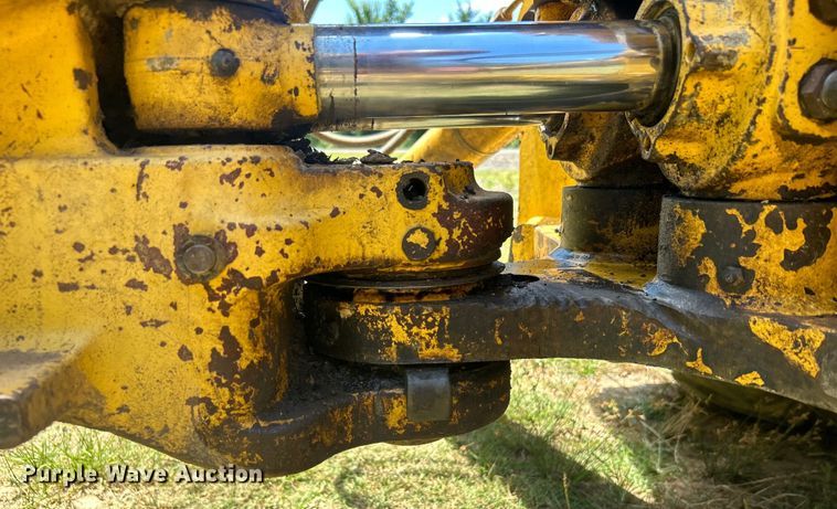 image for item DO6554 2001 New Holland LB75.B backhoe