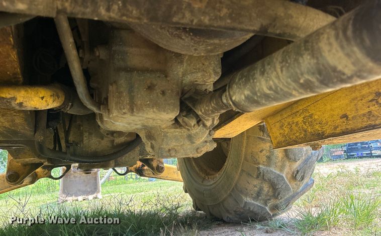 image for item DO6554 2001 New Holland LB75.B backhoe