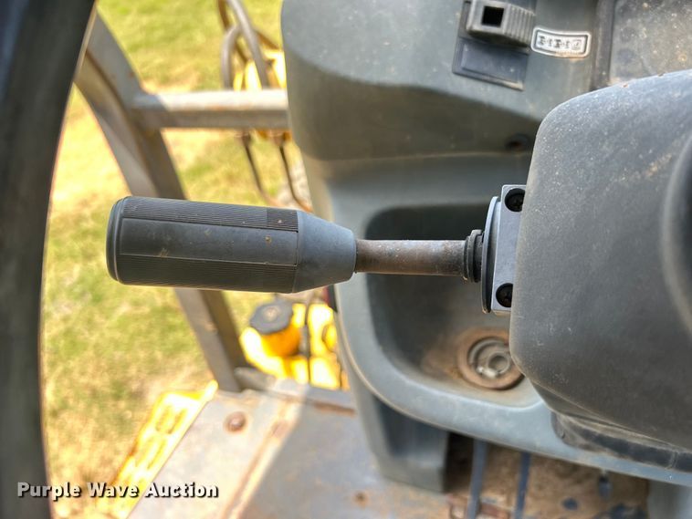 image for item DO6554 2001 New Holland LB75.B backhoe