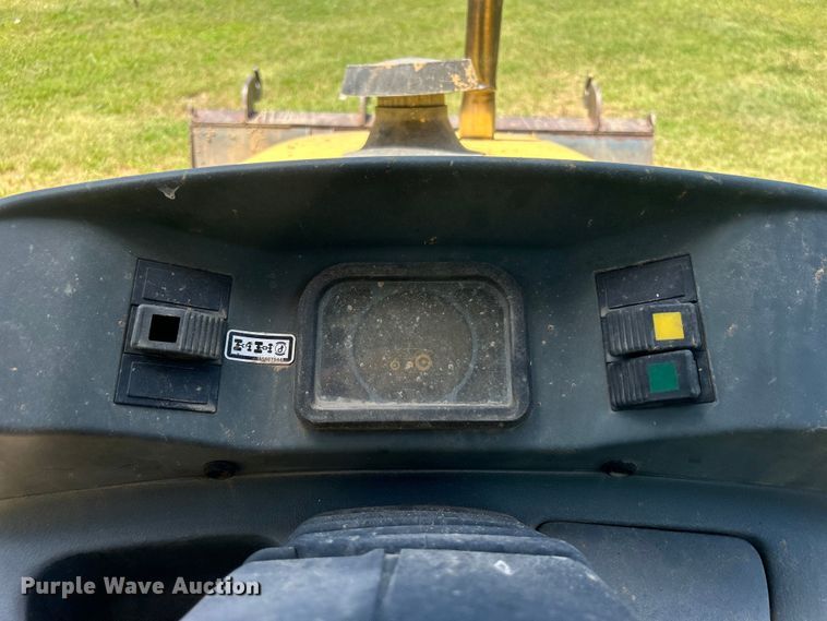 image for item DO6554 2001 New Holland LB75.B backhoe