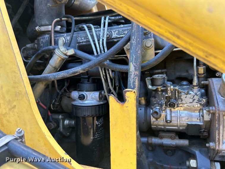 image for item DO6554 2001 New Holland LB75.B backhoe