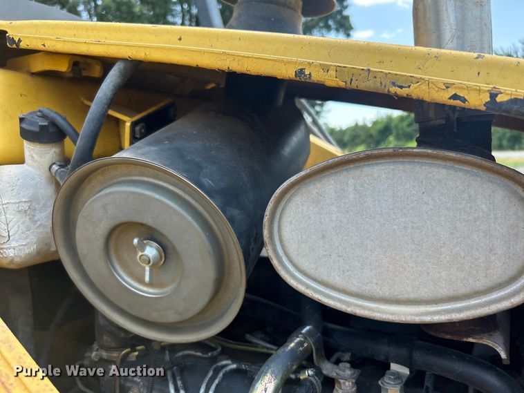 image for item DO6554 2001 New Holland LB75.B backhoe