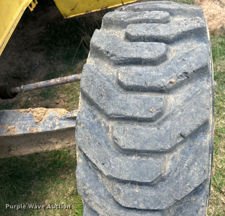 image for item DO6554 2001 New Holland LB75.B backhoe