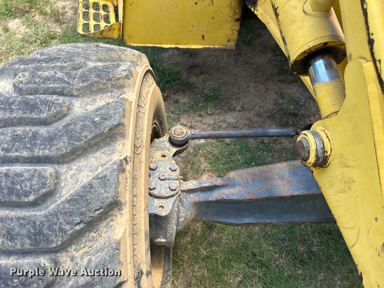 image for item DO6554 2001 New Holland LB75.B backhoe