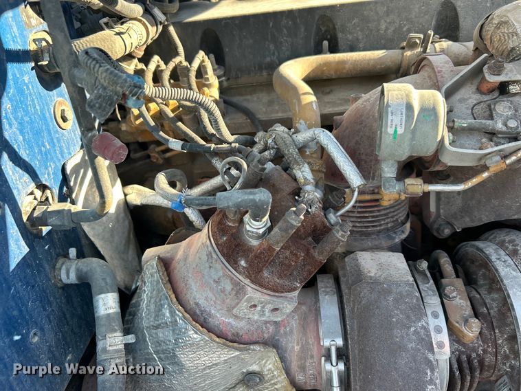 image for item DO6555 2008 Peterbilt 386 vacuum truck