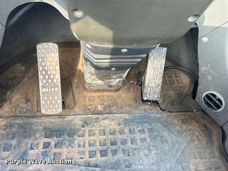 image for item DO6565 2014 SDLG LG938L wheel loader