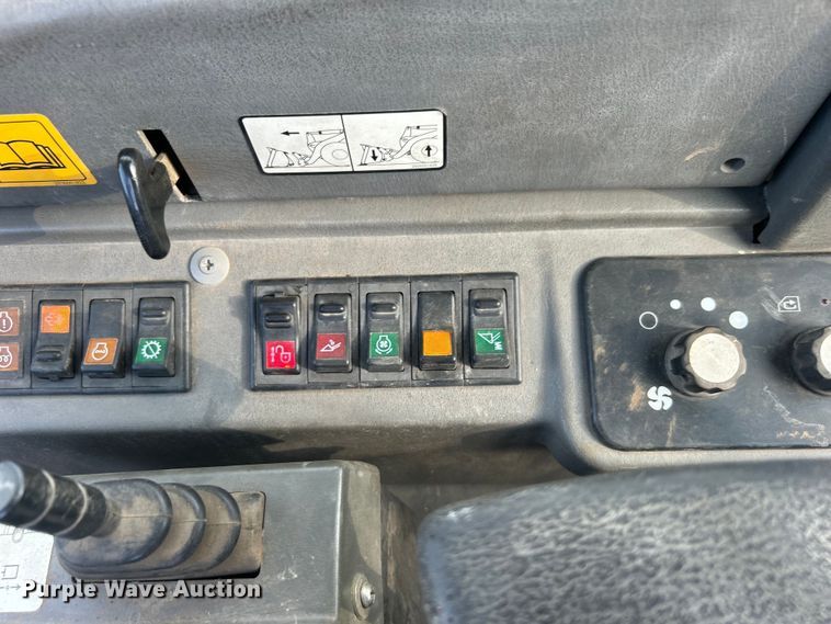 image for item DO6565 2014 SDLG LG938L wheel loader