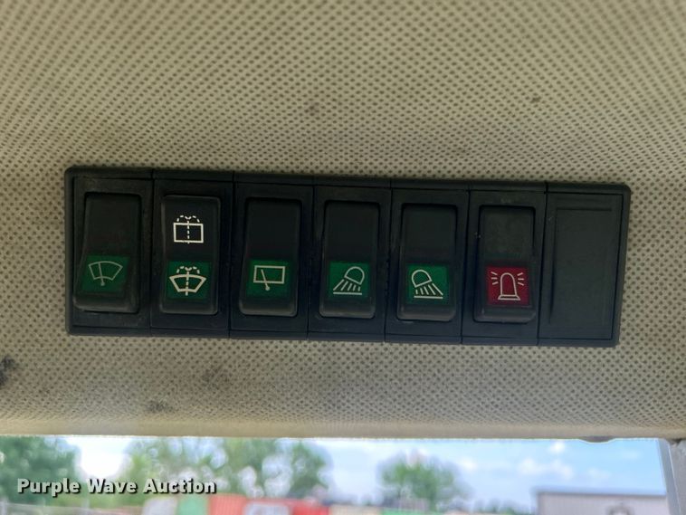 image for item DO6565 2014 SDLG LG938L wheel loader