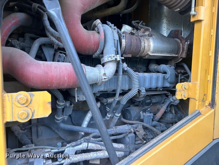 image for item DO6565 2014 SDLG LG938L wheel loader