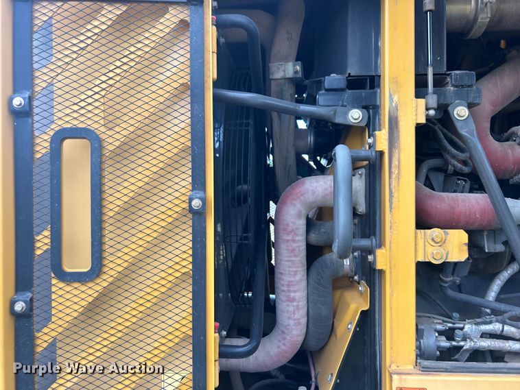 image for item DO6565 2014 SDLG LG938L wheel loader